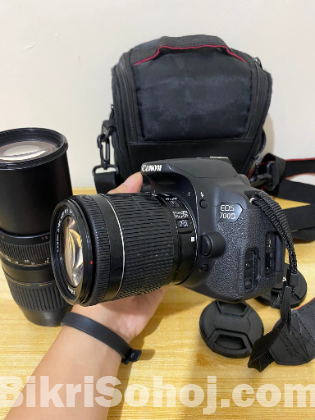 DSLR CANON 700D + 75-300MM ZOOM LENS SELL